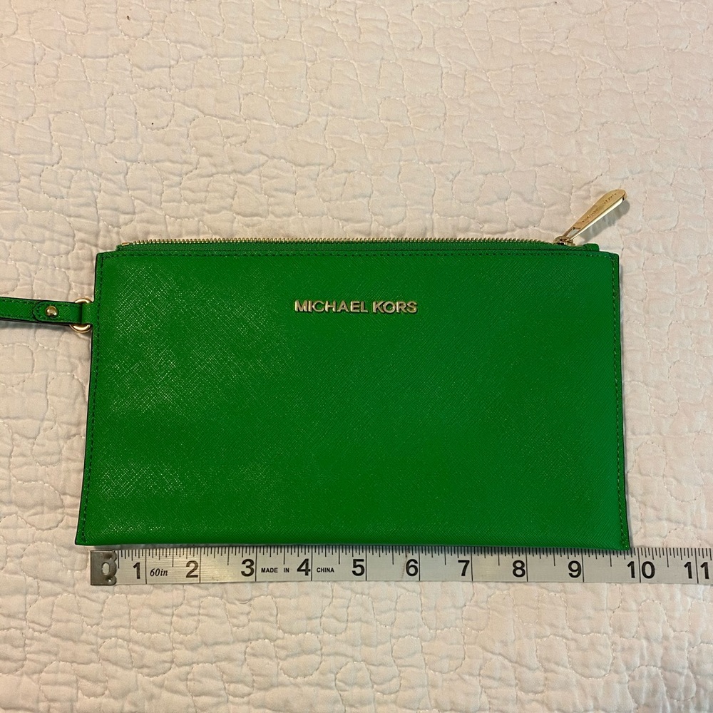 Michael Kors Wristlet Purse